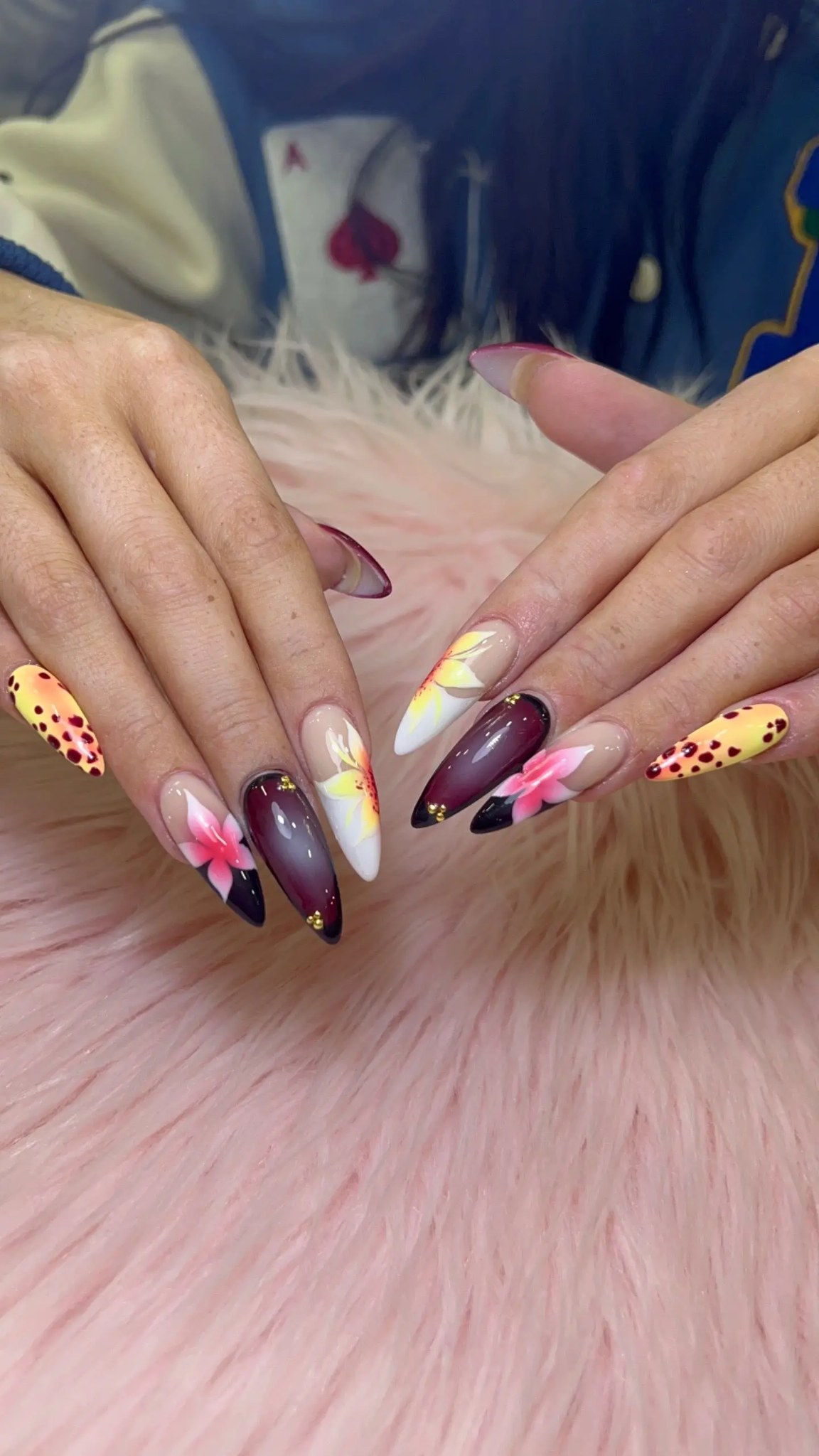 Animal print and pink flowers in a mixed set